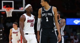 东契奇詹姆斯欧洲杯对决：篮球天才火花碰撞，未来之星璀璨照亮赛场